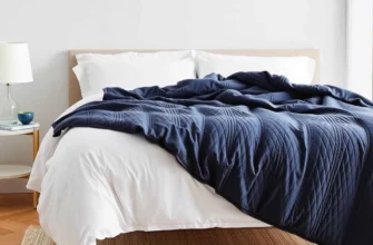 How to Layer Your Bed: Do You Use a Duvet With a Weighted Blanket?